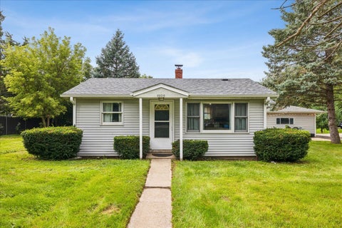 Photo of 4809 E Wonder Lake Road, Wonder Lake, IL 60097 (MLS # 12765860)