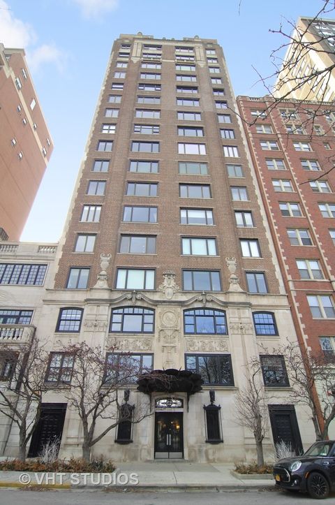 2130 N Lincoln Park West Avenue 5S Chicago IL 60614