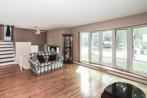 Tiny photo for 1468 E Rosita Drive, Palatine, IL 60074 (MLS # 12759618)
