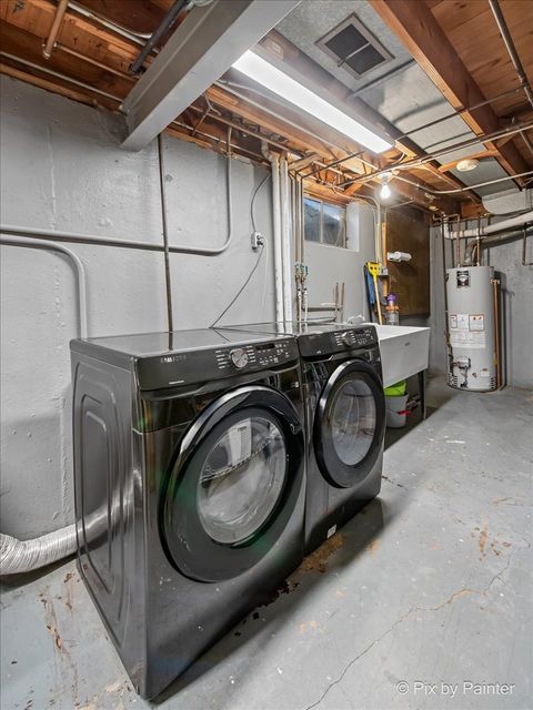 Tiny photo for 155 N Park Boulevard, Glen Ellyn, IL 60137 (MLS # 12511859)