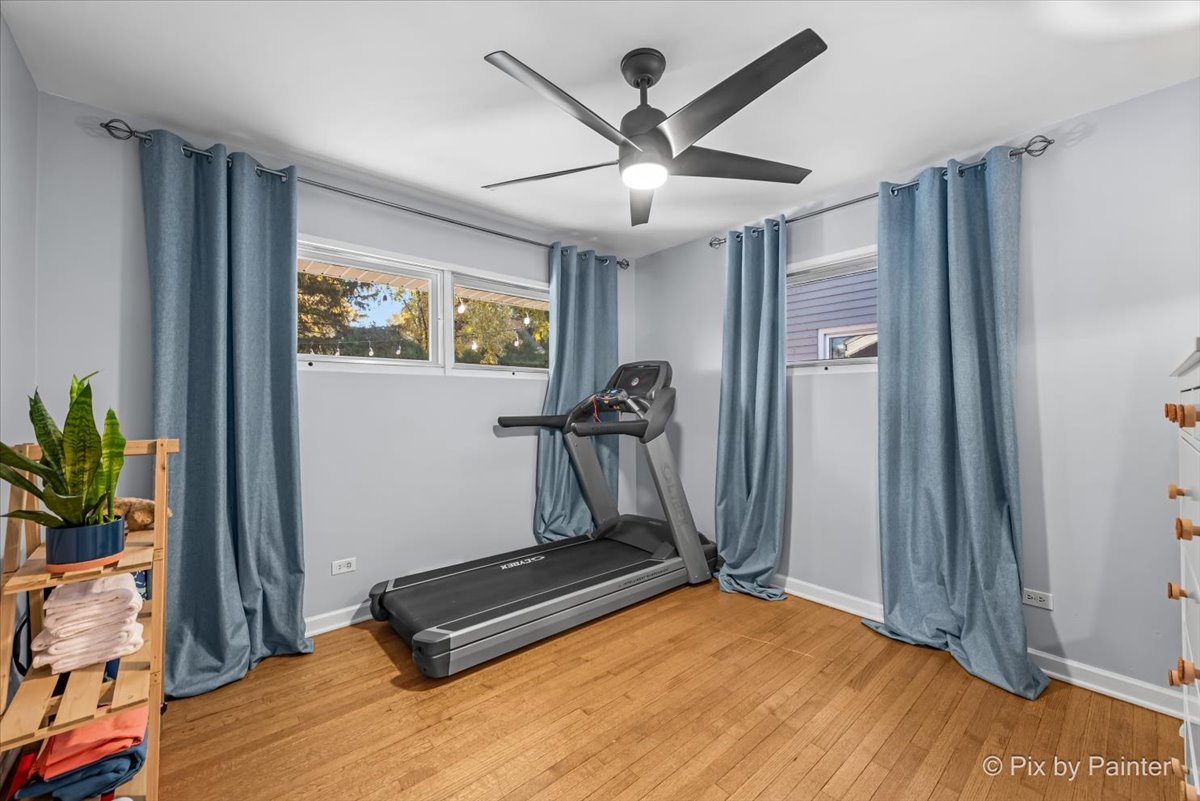 Glen Ellyn, Illinois 60137, United States, 2 Bedrooms Bedrooms, ,2 BathroomsBathrooms,Residential,Active,243343