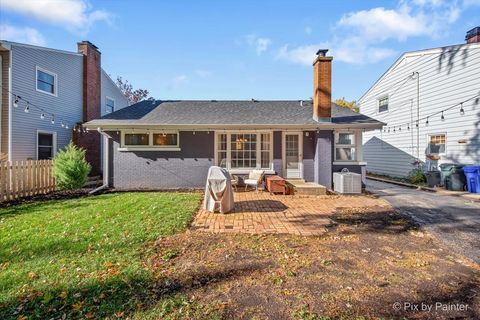 Tiny photo for 155 N Park Boulevard, Glen Ellyn, IL 60137 (MLS # 12511859)