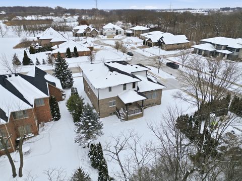 Tiny photo for 15966 S Crystal Creek Drive, Homer Glen, IL 60491 (MLS # 12530084)