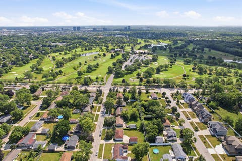 Tiny photo for 75 Maricopa Lane, Hoffman Estates, IL 60169 (MLS # 12715803)