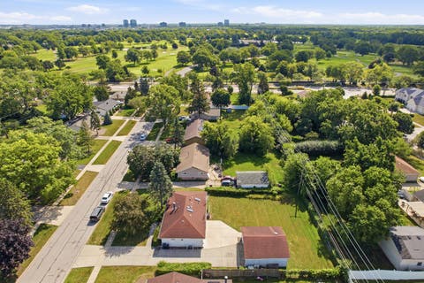 Tiny photo for 75 Maricopa Lane, Hoffman Estates, IL 60169 (MLS # 12715803)