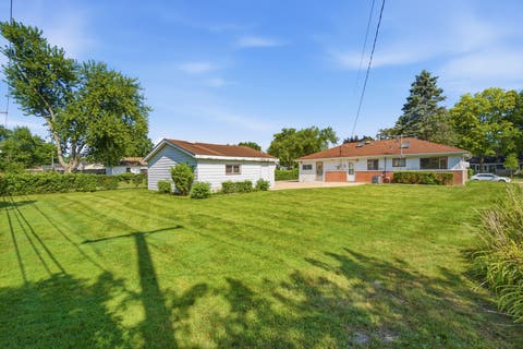 Tiny photo for 75 Maricopa Lane, Hoffman Estates, IL 60169 (MLS # 12715803)