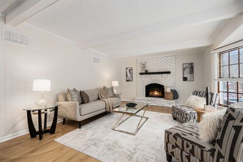 Tiny photo for 5387 Candlewood Court, Lisle, IL 60532 (MLS # 12593031)