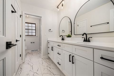 Tiny photo for 5387 Candlewood Court, Lisle, IL 60532 (MLS # 12593031)