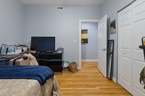 Tiny photo for 1628 W Juneway Terrace #2W, Chicago, IL 60626 (MLS # 12526164)