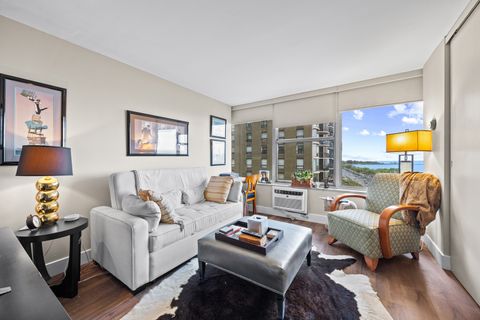 Tiny photo for 1000 N Lake Shore Drive #808, Chicago, IL 60611 (MLS # 12656600)
