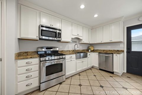 Tiny photo for 596 Lowden Avenue, Glen Ellyn, IL 60137 (MLS # 12493672)