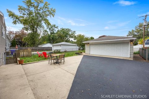 Tiny photo for 596 Lowden Avenue, Glen Ellyn, IL 60137 (MLS # 12493672)