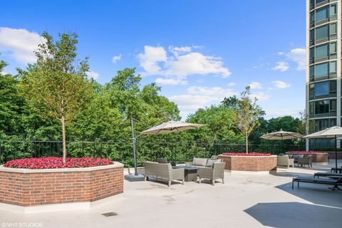 Tiny photo for 1555 N Astor Street #23SE, Chicago, IL 60610 (MLS # 12557086)