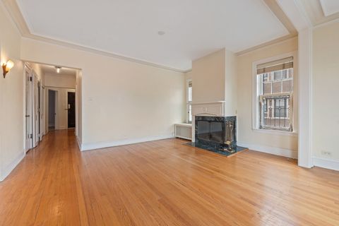 Tiny photo for 628 Sheridan Square #2, Evanston, IL 60202 (MLS # 12523356)