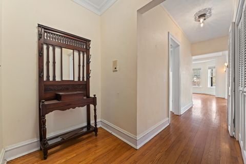 Tiny photo for 628 Sheridan Square #2, Evanston, IL 60202 (MLS # 12523356)