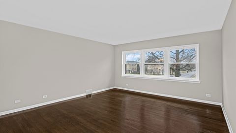 Tiny photo for 10630 W Cermak Road #2E, Westchester, IL 60154 (MLS # 12598260)