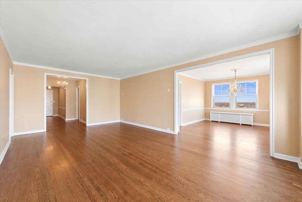5555 N SHERIDAN Road 1811