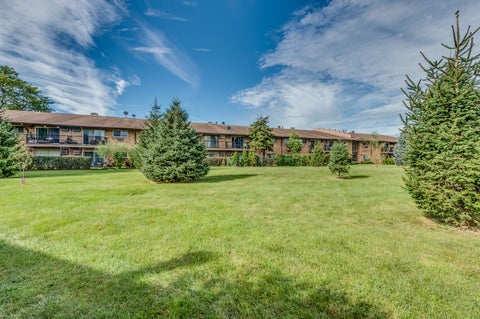 Tiny photo for 840 E Old Willow Road #112, Prospect Heights, IL 60070 (MLS # 12766876)