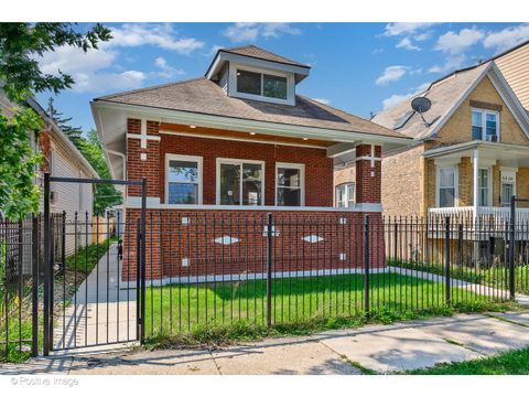 Tiny photo for 5025 W Superior Street, Chicago, IL 60644 (MLS # 12478925)
