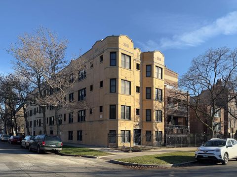 2919 W MCLEAN Avenue G Chicago IL 60647