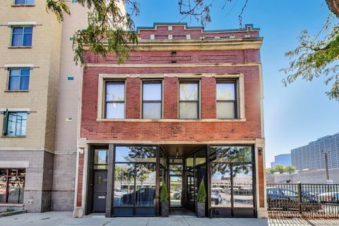 1811 S Wabash Avenue 2 Chicago IL 60616