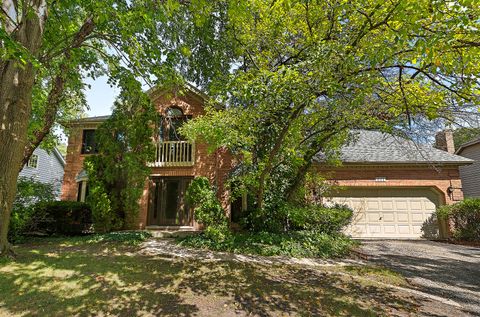Photo of 817 Cardiff Road, Naperville, IL 60565 (MLS # 12454638)
