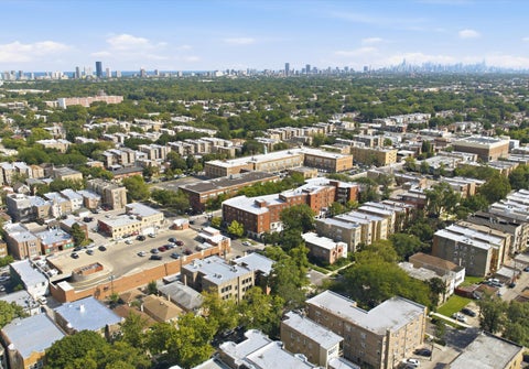 Tiny photo for 6211 N Mozart Street #2N, Chicago, IL 60659 (MLS # 12743815)