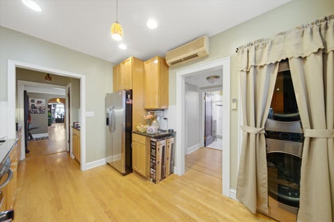 Tiny photo for 6211 N Mozart Street #2N, Chicago, IL 60659 (MLS # 12743815)