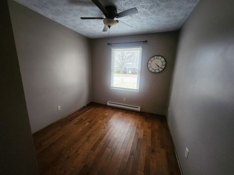 Tiny photo for 904 S Sunset Terrace Drive, Pinckneyville, IL 62274 (MLS # EB460667)