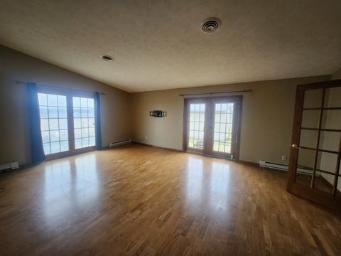 Tiny photo for 904 S Sunset Terrace Drive, Pinckneyville, IL 62274 (MLS # EB460667)