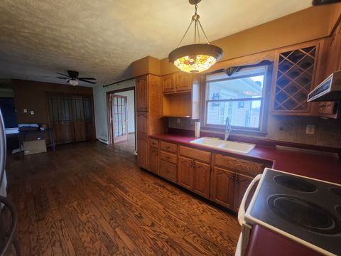 Tiny photo for 904 S Sunset Terrace Drive, Pinckneyville, IL 62274 (MLS # EB460667)