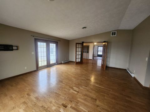 Tiny photo for 904 S Sunset Terrace Drive, Pinckneyville, IL 62274 (MLS # EB460667)