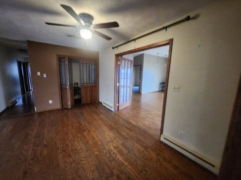 Tiny photo for 904 S Sunset Terrace Drive, Pinckneyville, IL 62274 (MLS # EB460667)