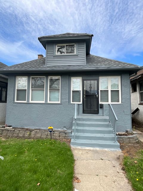 7606 S Luella Avenue Chicago IL 60649