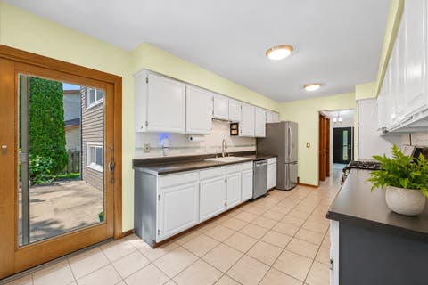 Tiny photo for 1021 Colony Drive, Crystal Lake, IL 60014 (MLS # 12682908)