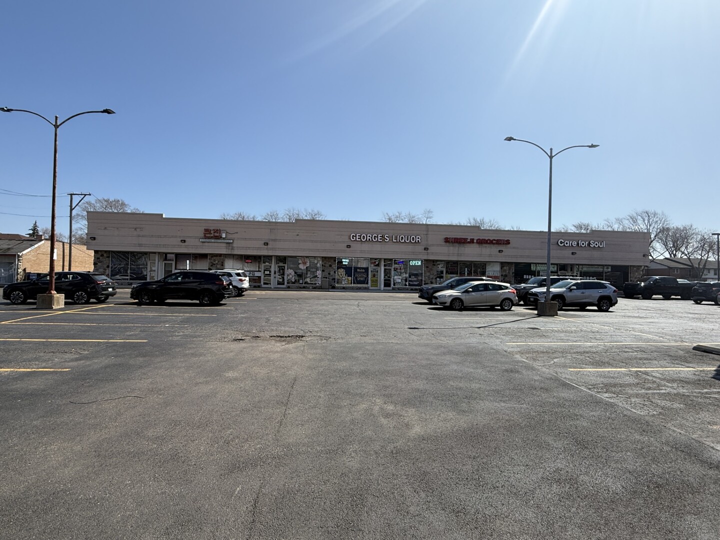 1175-91 Elmhurst Road