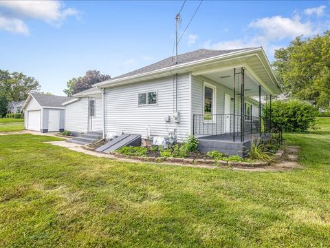 Tiny photo for 140 E Walnut Street, Cedarville, IL 61013 (MLS # 12535221)