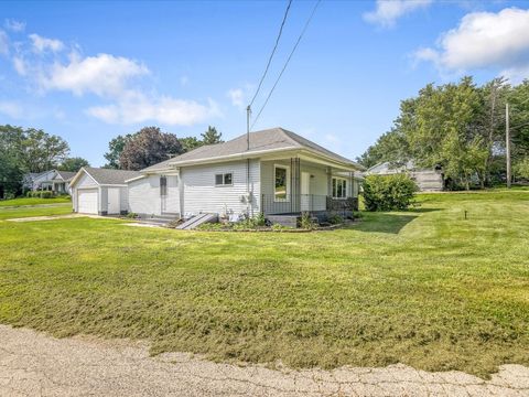 Tiny photo for 140 E Walnut Street, Cedarville, IL 61013 (MLS # 12535221)