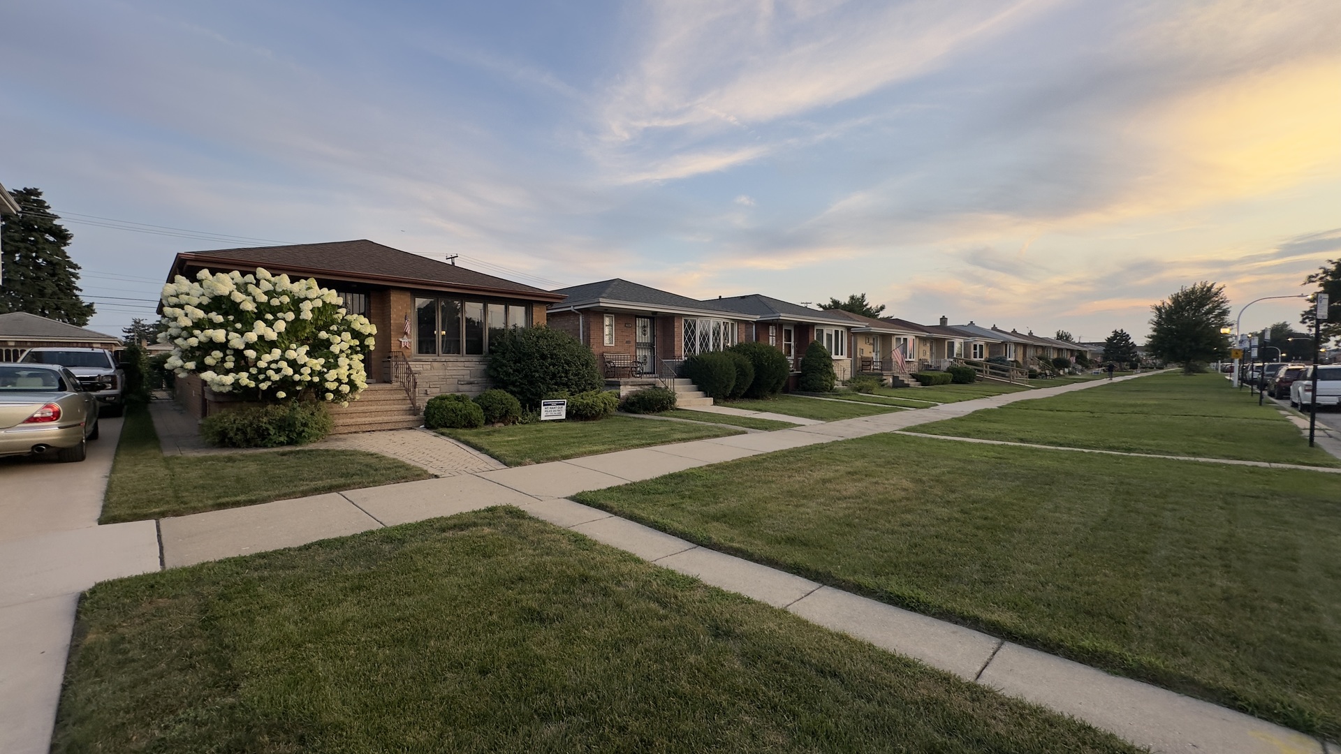6225 W 63rd Place