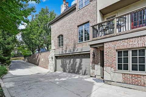 Tiny photo for 121 S Stough Street, Hinsdale, IL 60521 (MLS # 12780244)