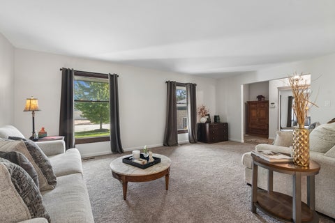 Tiny photo for 17618 Stonebridge Drive, Hazel Crest, IL 60429 (MLS # 12776392)