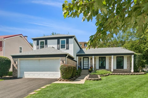 Photo of 17618 Stonebridge Drive, Hazel Crest, IL 60429 (MLS # 12776392)