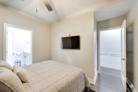 Tiny photo for 616 E 46th Street #2, Chicago, IL 60653 (MLS # 12700151)