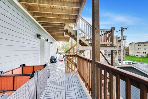 Tiny photo for 616 E 46th Street #2, Chicago, IL 60653 (MLS # 12700151)