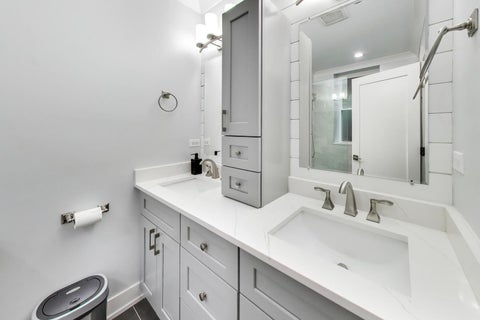 Tiny photo for 616 E 46th Street #2, Chicago, IL 60653 (MLS # 12700151)