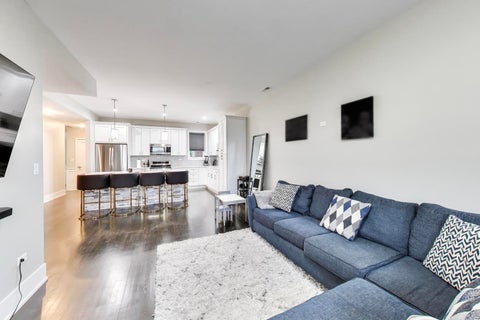 Tiny photo for 616 E 46th Street #2, Chicago, IL 60653 (MLS # 12700151)