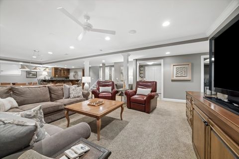 Tiny photo for 5033 Woodland Avenue, Western Springs, IL 60558 (MLS # 12647633)