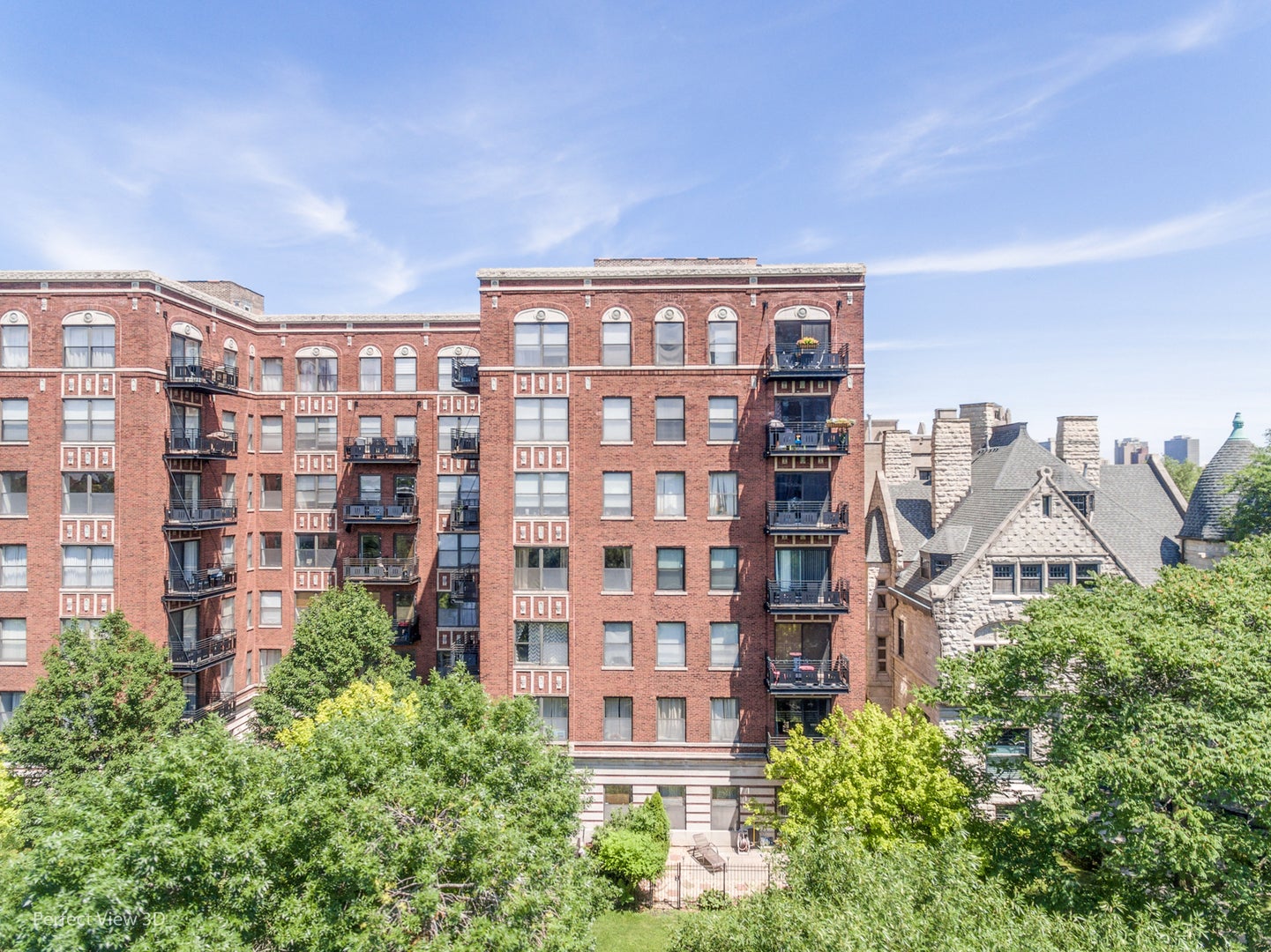 4537 S Drexel Boulevard 409