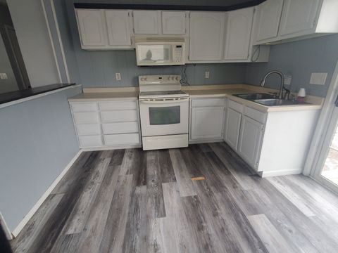 Tiny photo for 612 Manchester Drive, Kewanee, IL 61443 (MLS # 12592322)