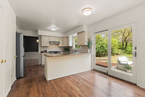 Tiny photo for 2209 Collett Lane, Flossmoor, IL 60422 (MLS # 12674676)